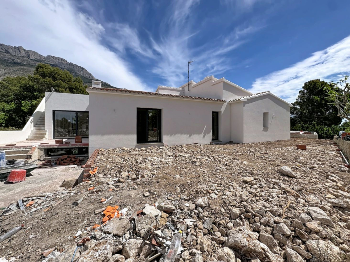 Luxe wonen omgeven door natuur – elegante villa in Altea la Vella
