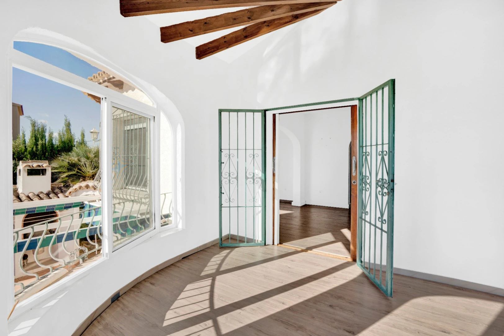 CHALET CON VISTAS AL PEÑÓN DE IFACH Y A UN PASO DEL CENTRO DE CALPE