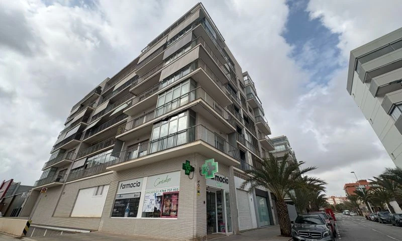 Sprzedaż. Apartament w Elche