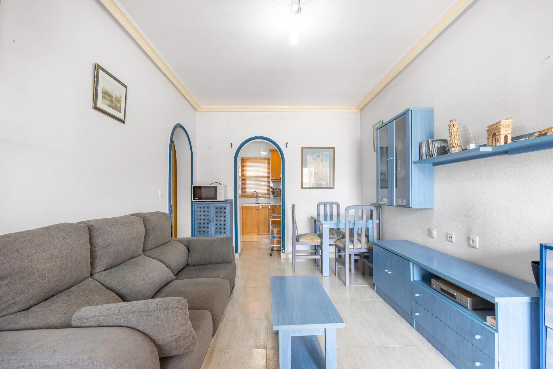 Parterowy Bungalow z Dużym Ogrodem w Orihuela Costa