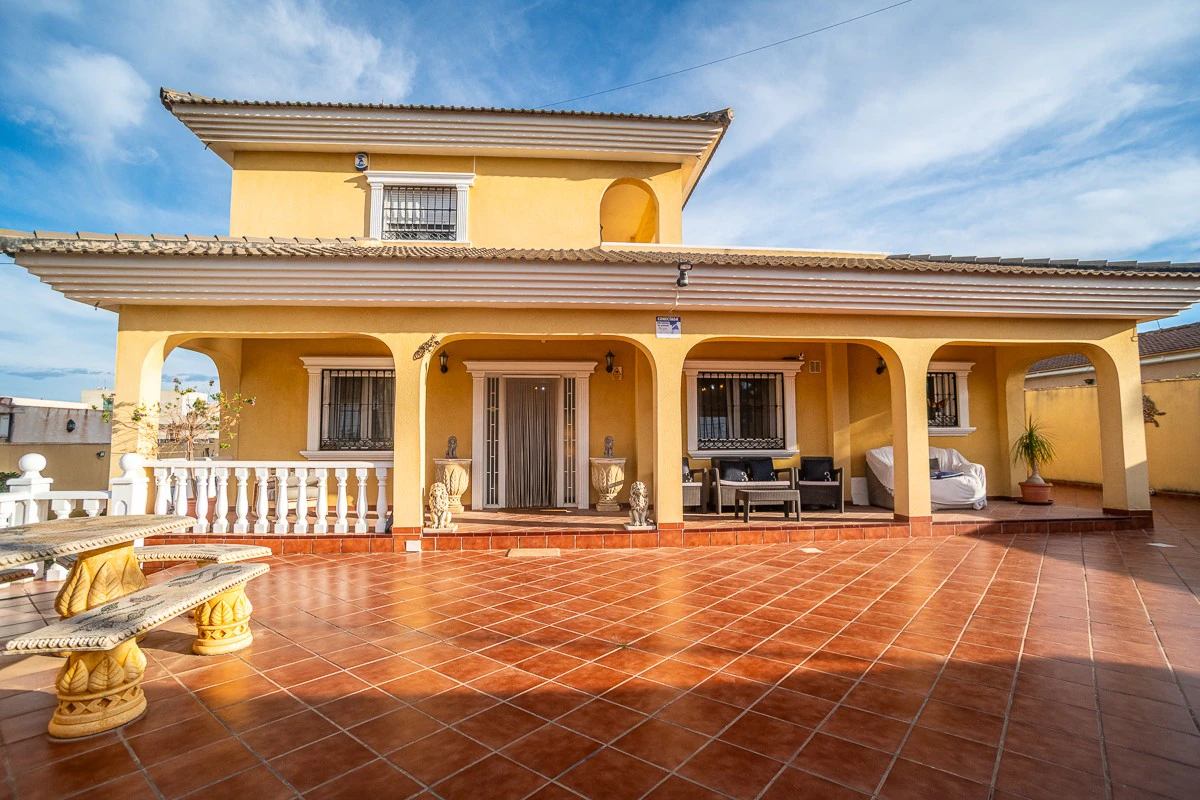 Villa na sprzedaż w Torrevieja