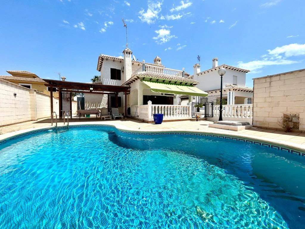 Willa na sprzedaż w Orihuela Costa