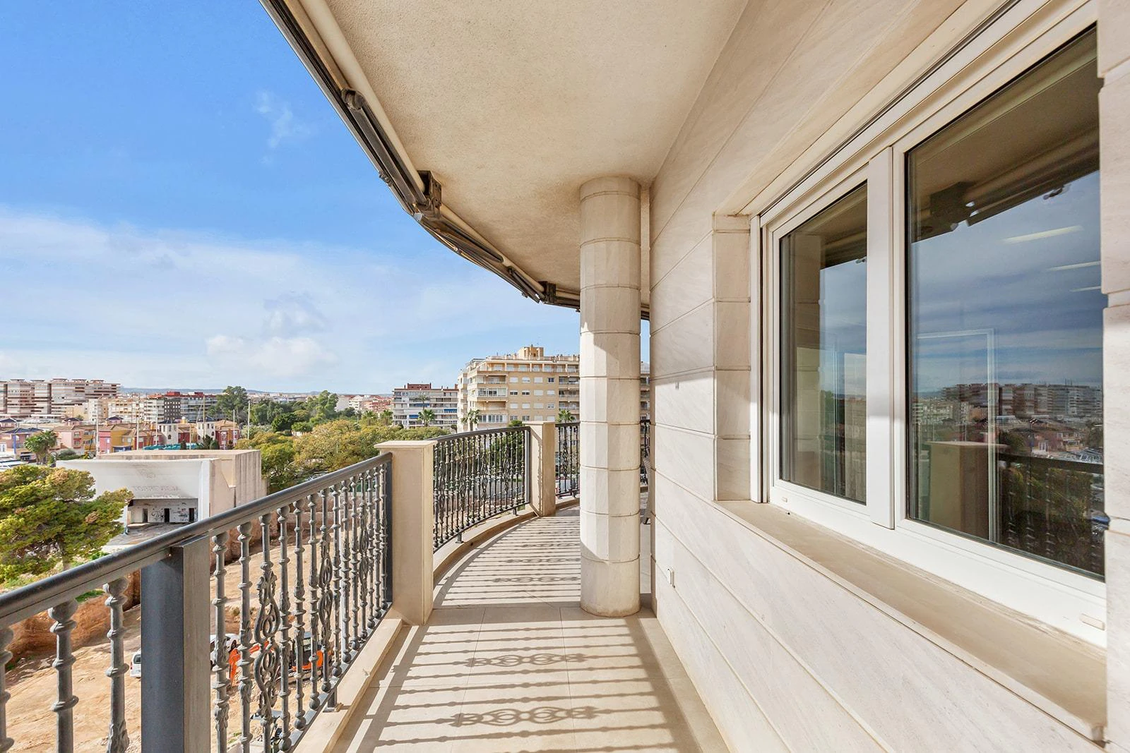 Very special homes with spectacular views
