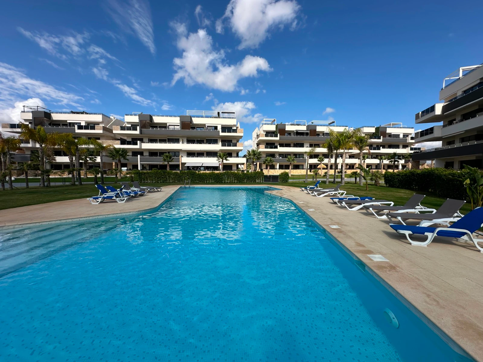 Sprzedaż. Penthouse w Playa Flamenca