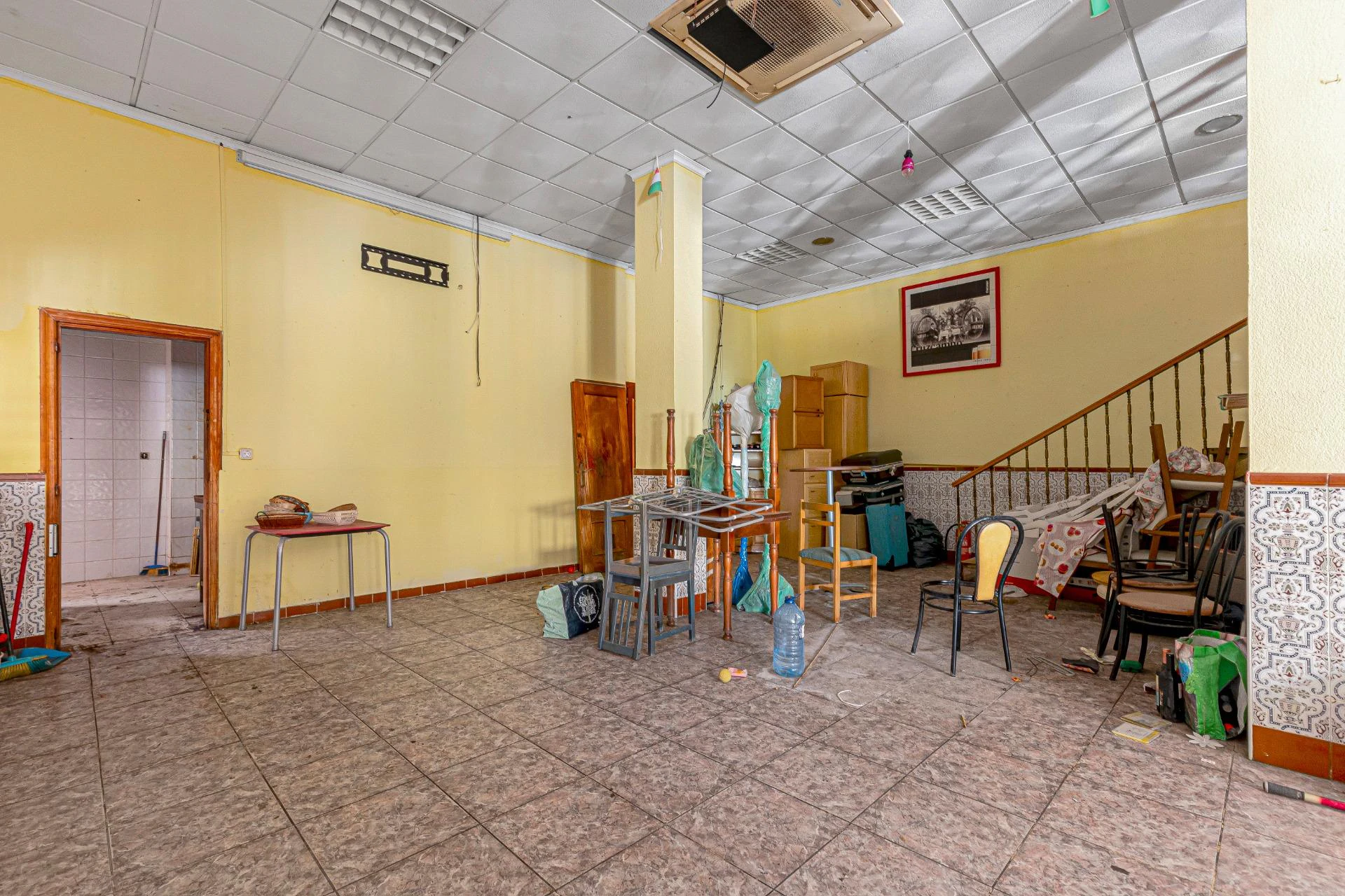 Lokal użytkowy w Playa del Cura – Doskonała okazja inwestycyjna w Torrevieja