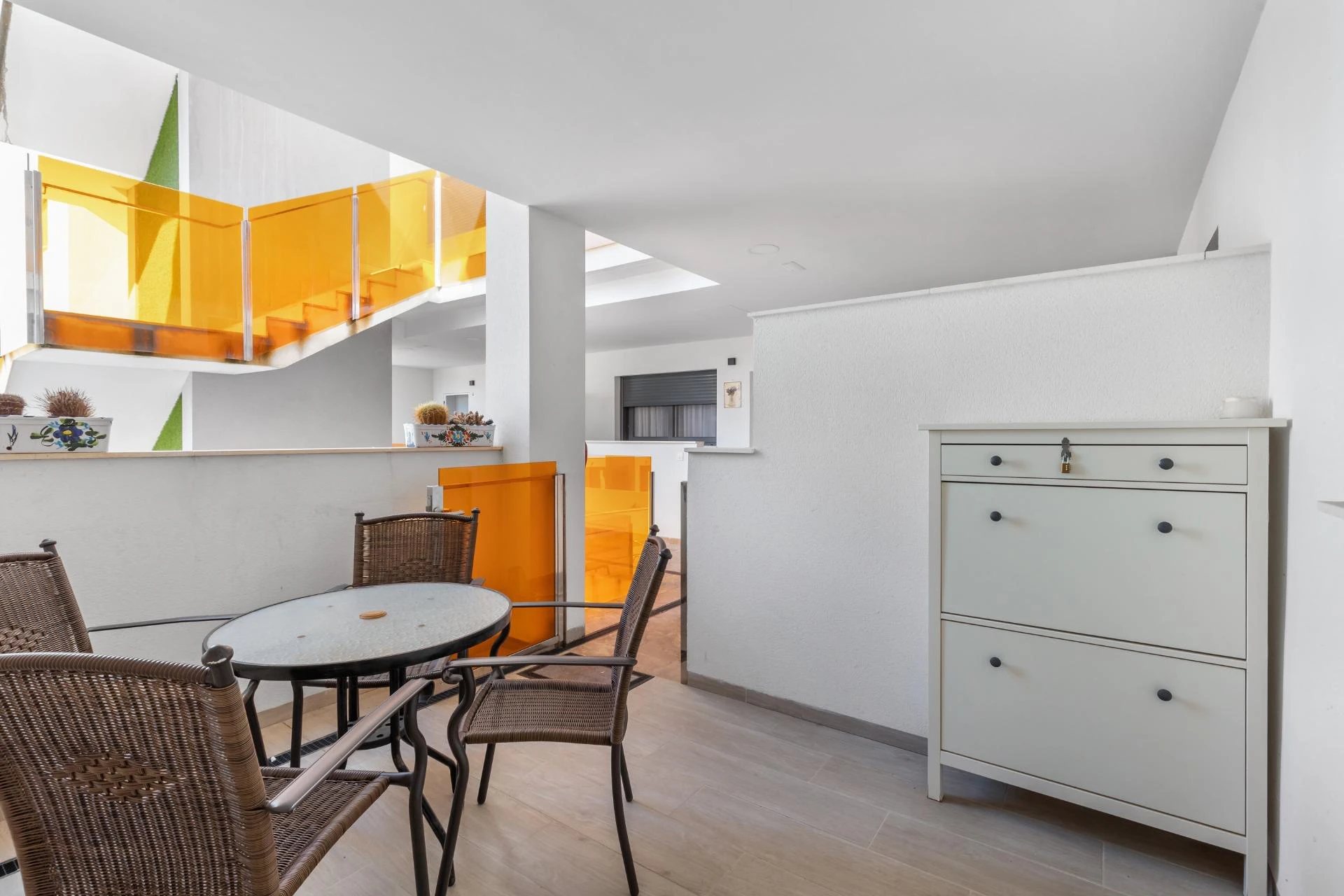 Ekskluzywny apartament w Torrevieja – 200 m od Playa de los Locos
