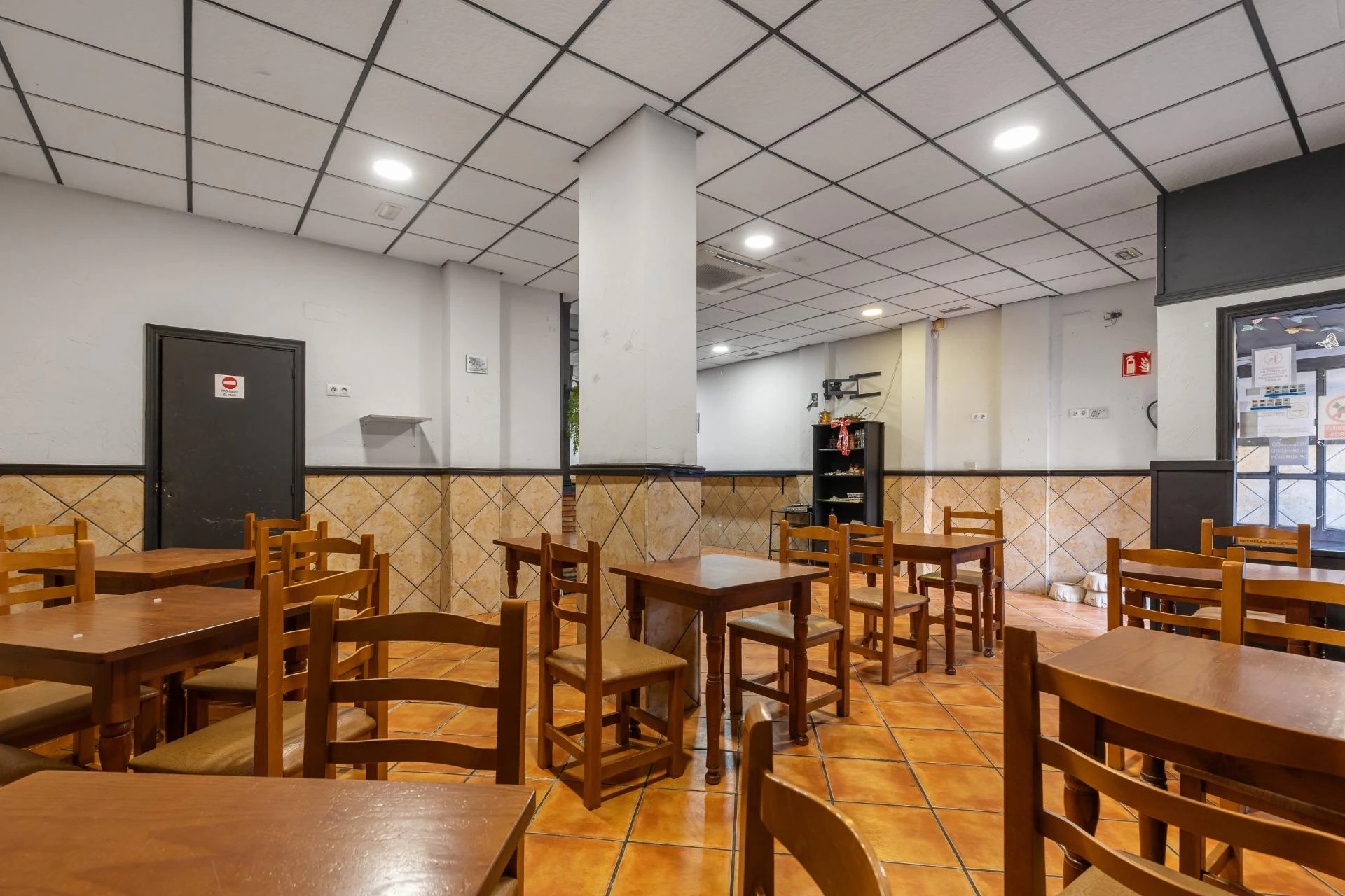 Lokale użytkowe na sprzedaż w Torrevieja