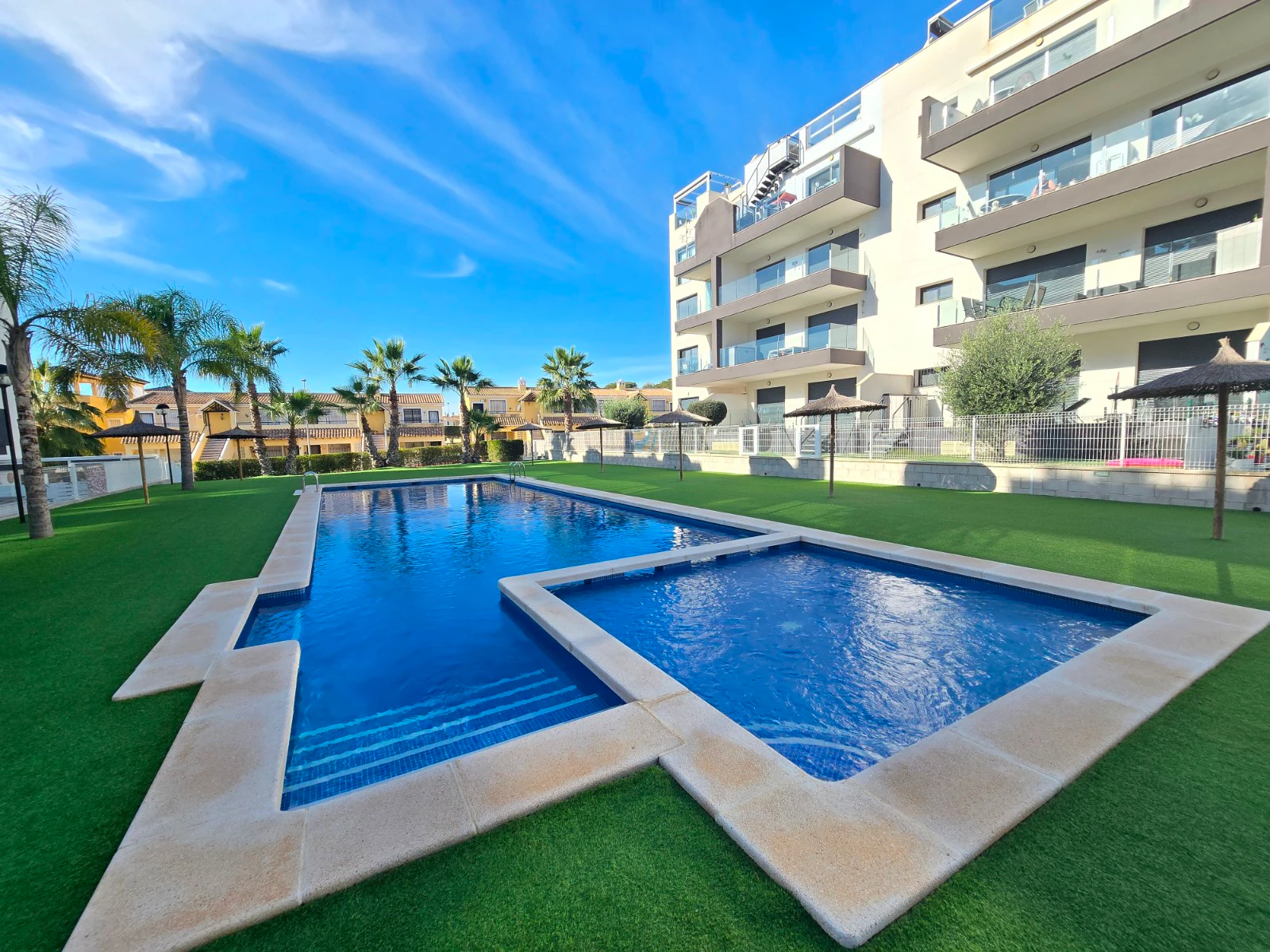 Apartament na sprzedaż w Orihuela Costa *