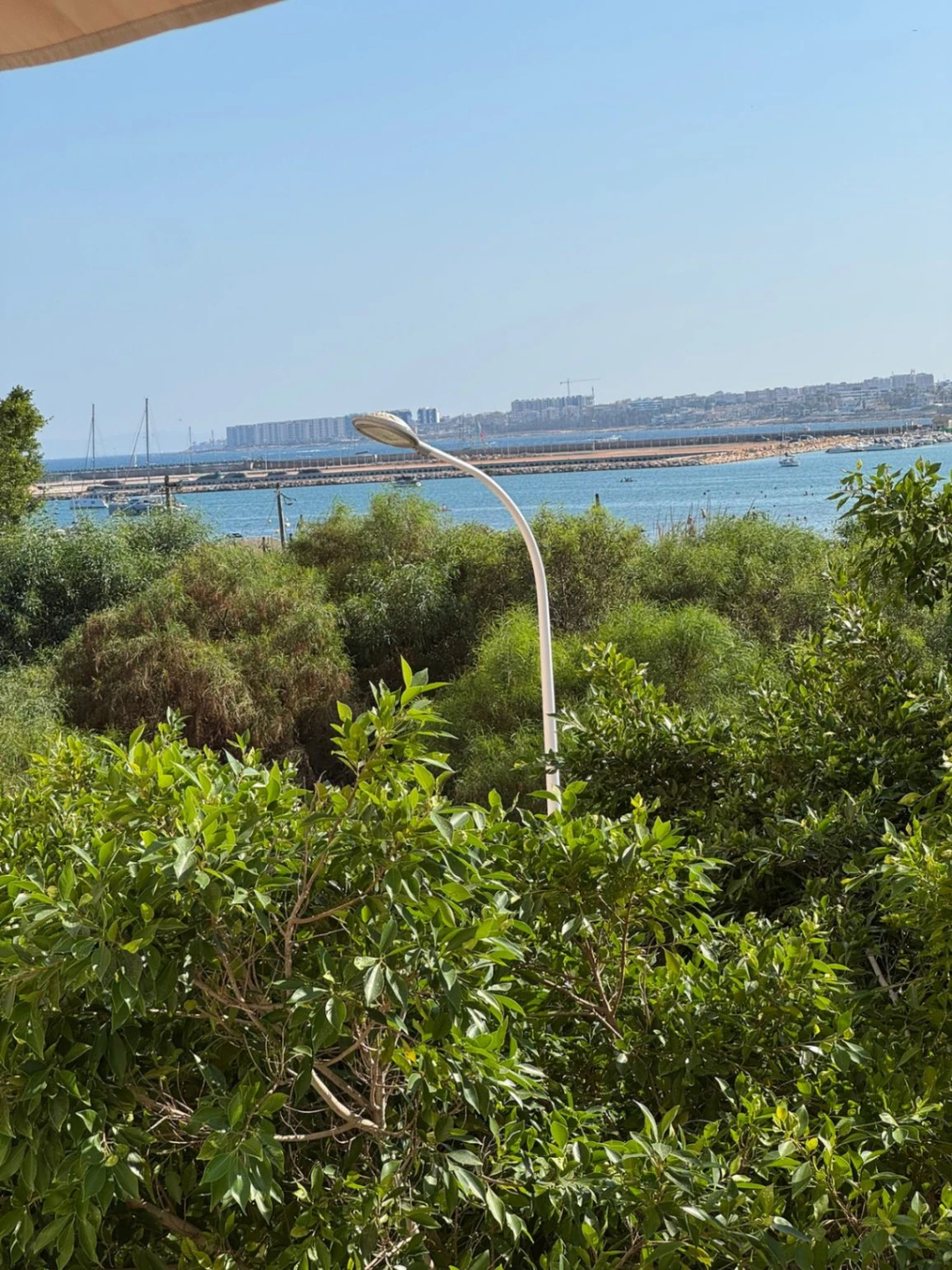 Nowoczesne mieszkanie z widokiem na morze w Torrevieja