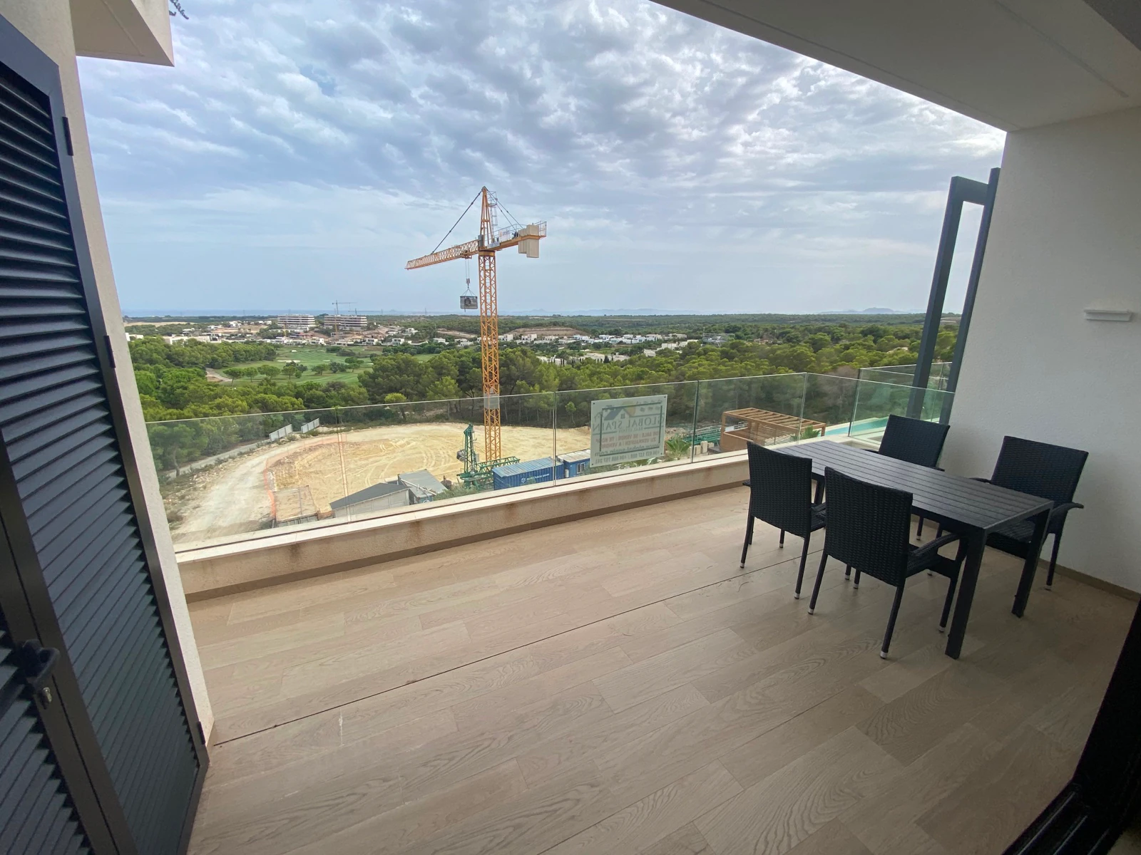 Sprzedaż. Apartament w Las Colinas