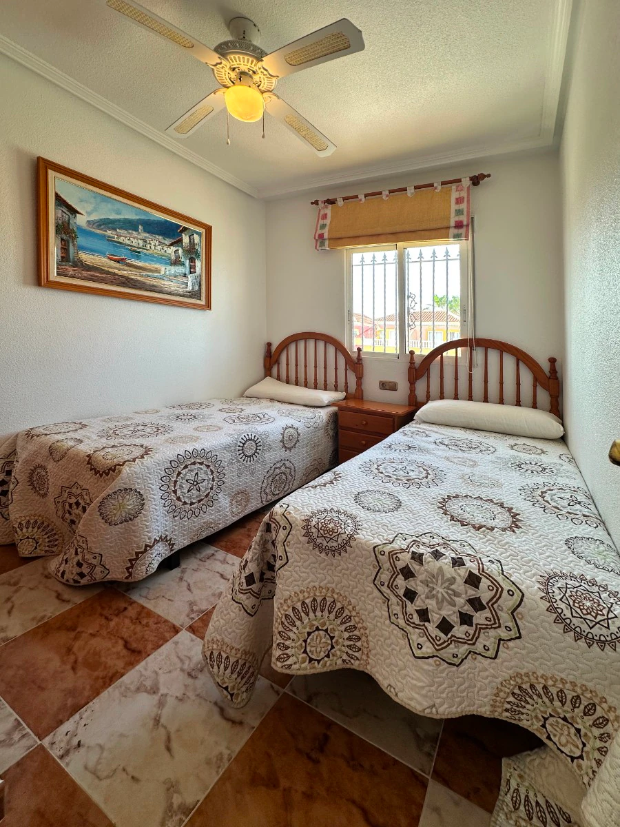 Dom bliźniaczy na sprzedaż w Orihuela Costa