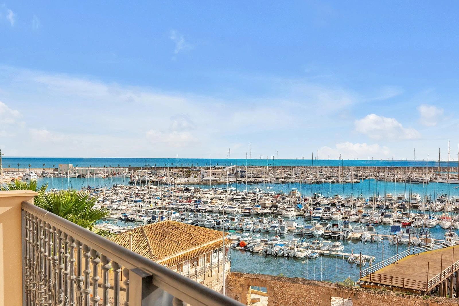 Very special homes with spectacular views