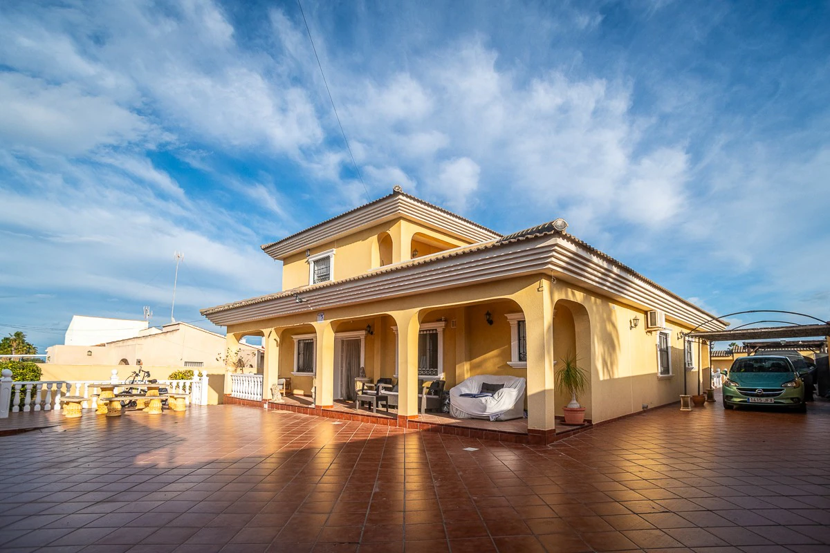 Villa na sprzedaż w Torrevieja