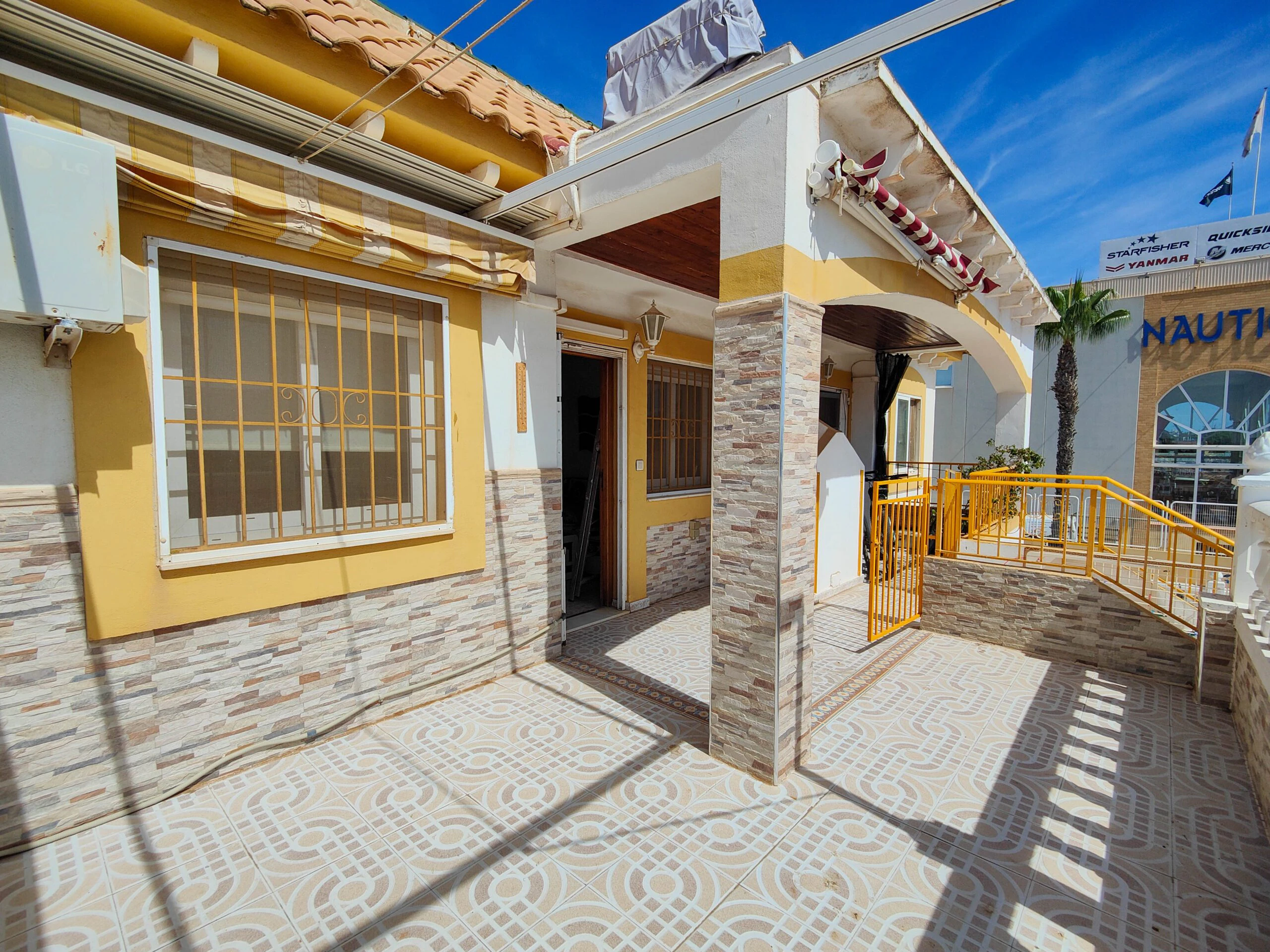 Bungalow na sprzedaż w Torrevieja