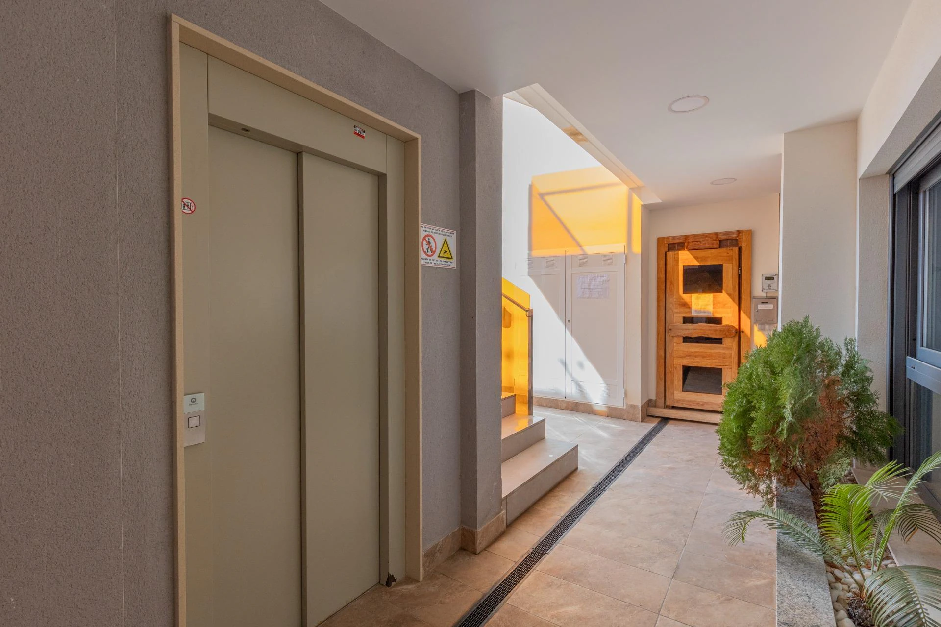 Ekskluzywny apartament w Torrevieja – 200 m od Playa de los Locos