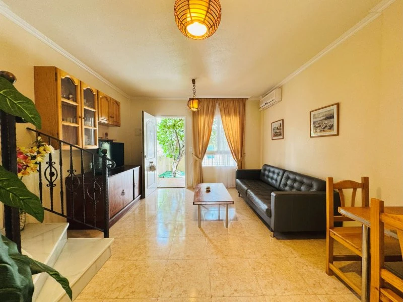 Sprzedaż. Duplex w Torrevieja