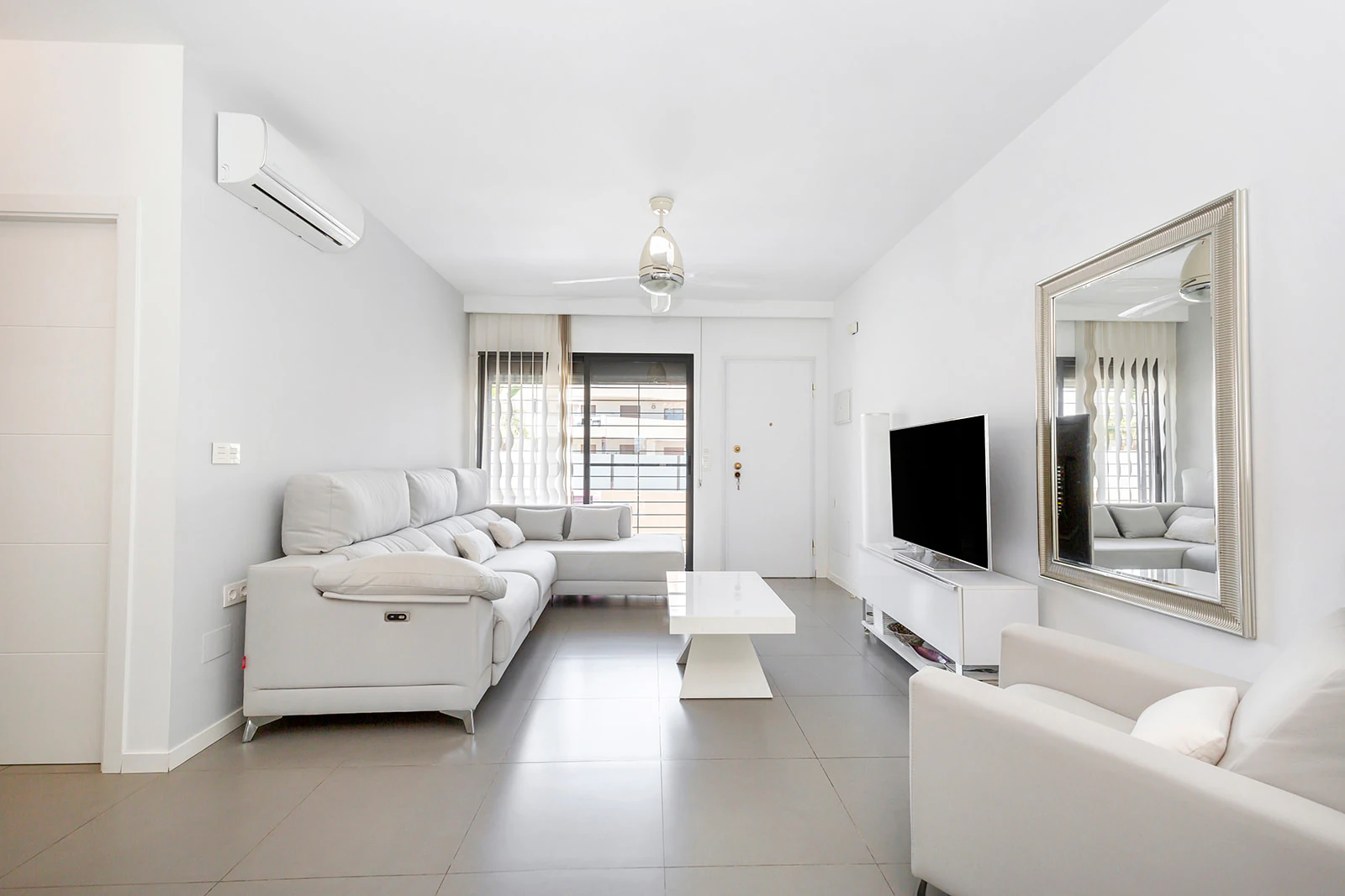 Sprzedaż. Apartament w Pilar de la Horadada
