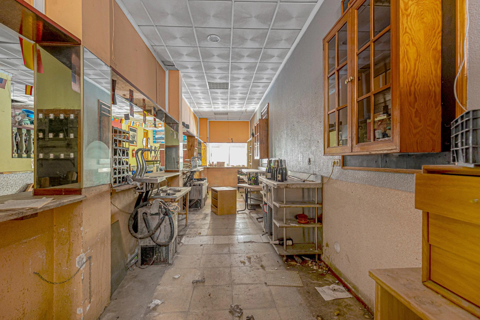 Lokal użytkowy w Playa del Cura – Doskonała okazja inwestycyjna w Torrevieja