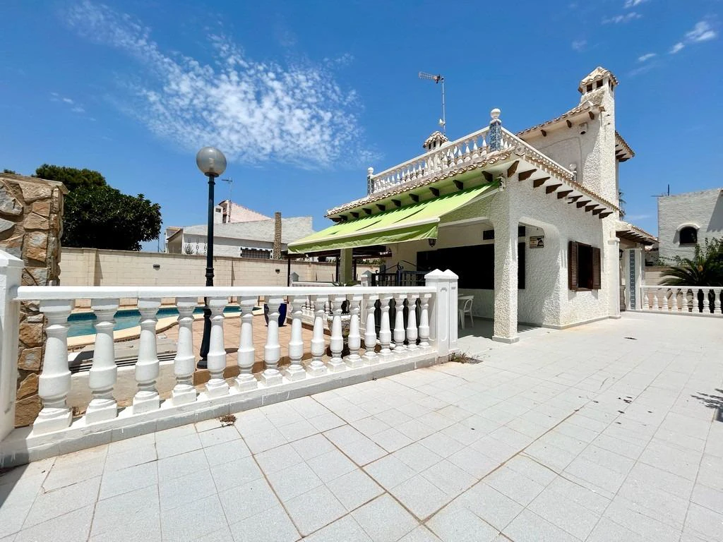 Willa na sprzedaż w Orihuela Costa
