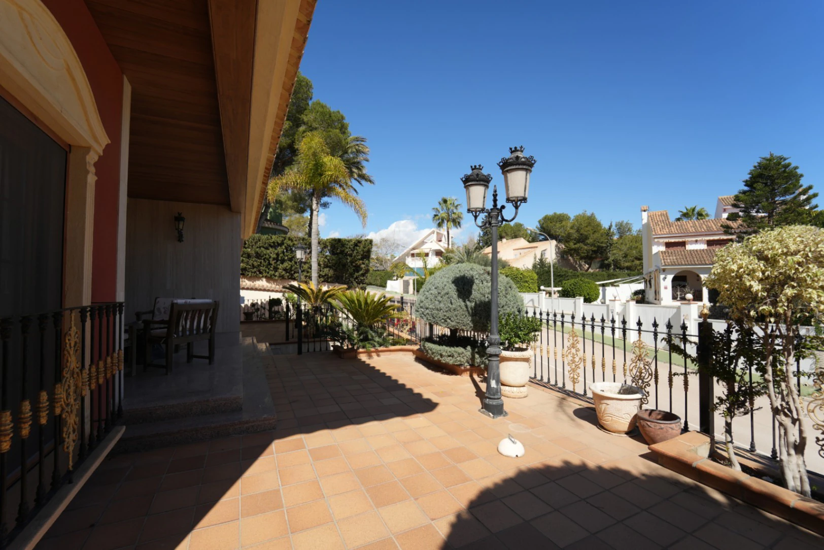 Luksusowa willa 300 m od plaży Campoamor