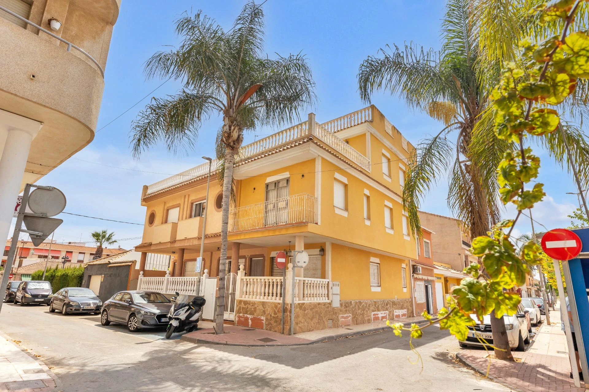 Duży dom szeregowy 200 m od plaży w Los Alcázares (Murcia) z 4 sypialniami + 2 łazienkami