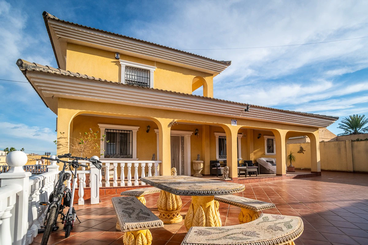 Villa na sprzedaż w Torrevieja
