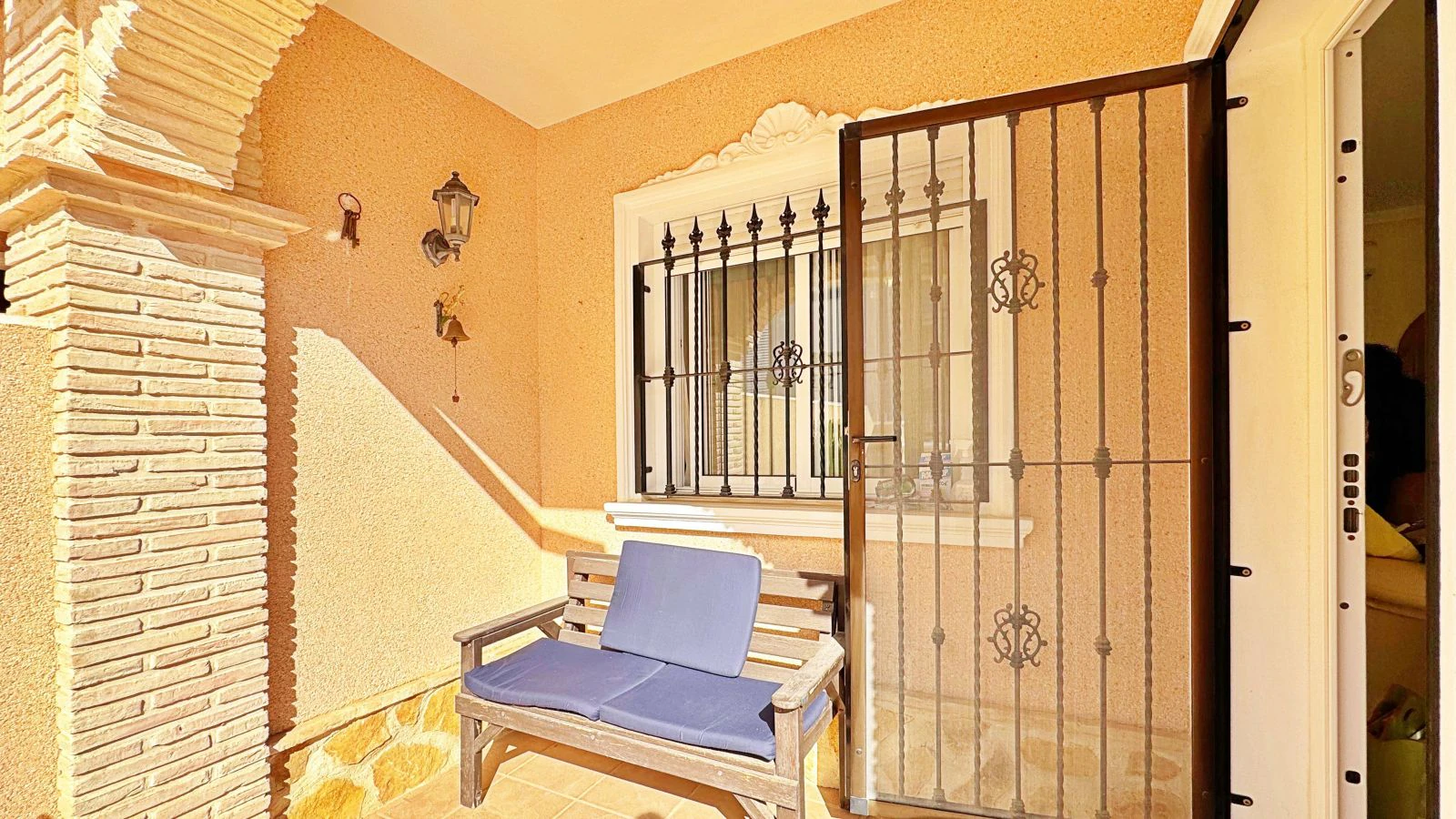 Venta. Casa adosada en Orihuela Costa