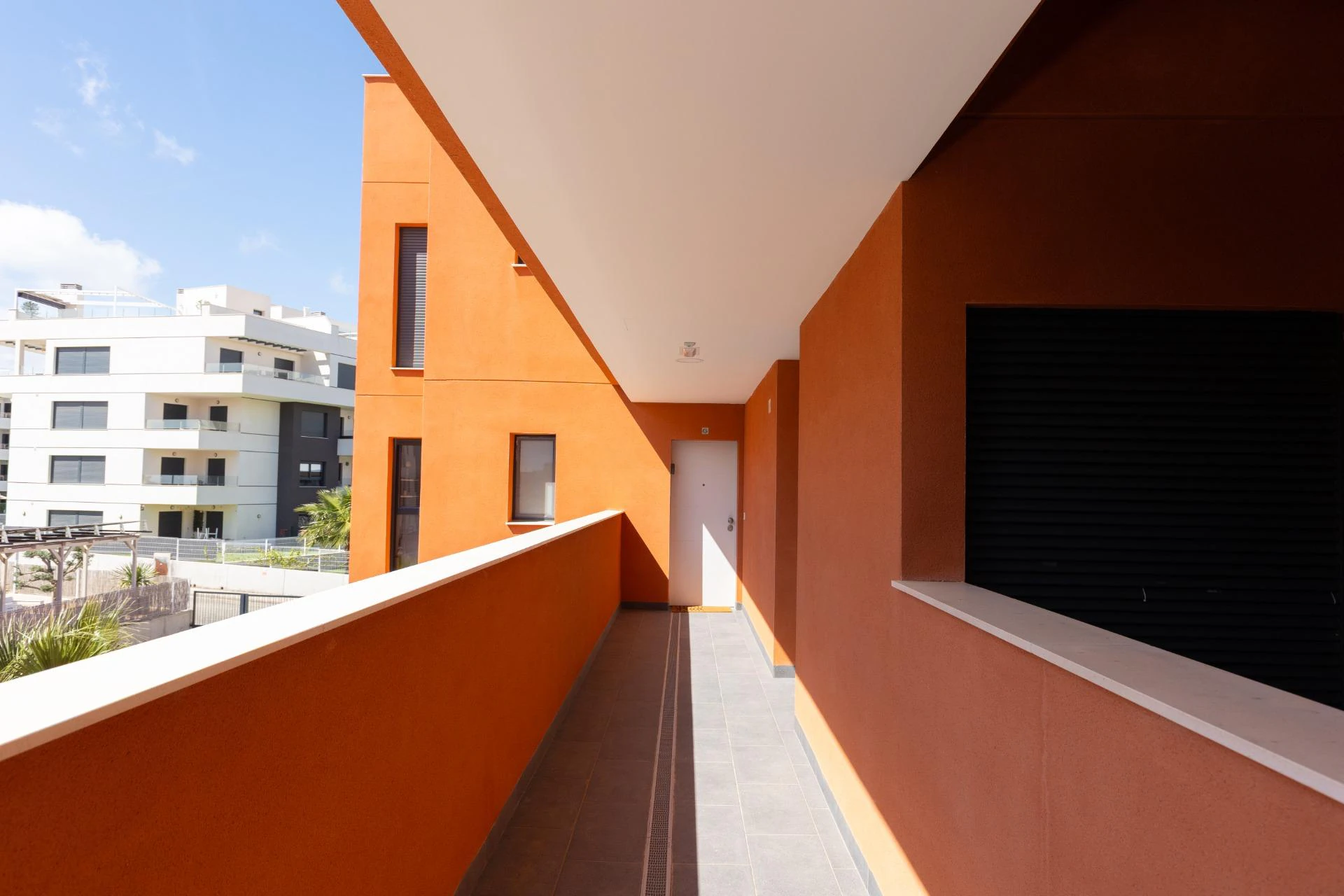 Apartament na drugim piętrze z tarasem 35 m2 – Palapagolf II