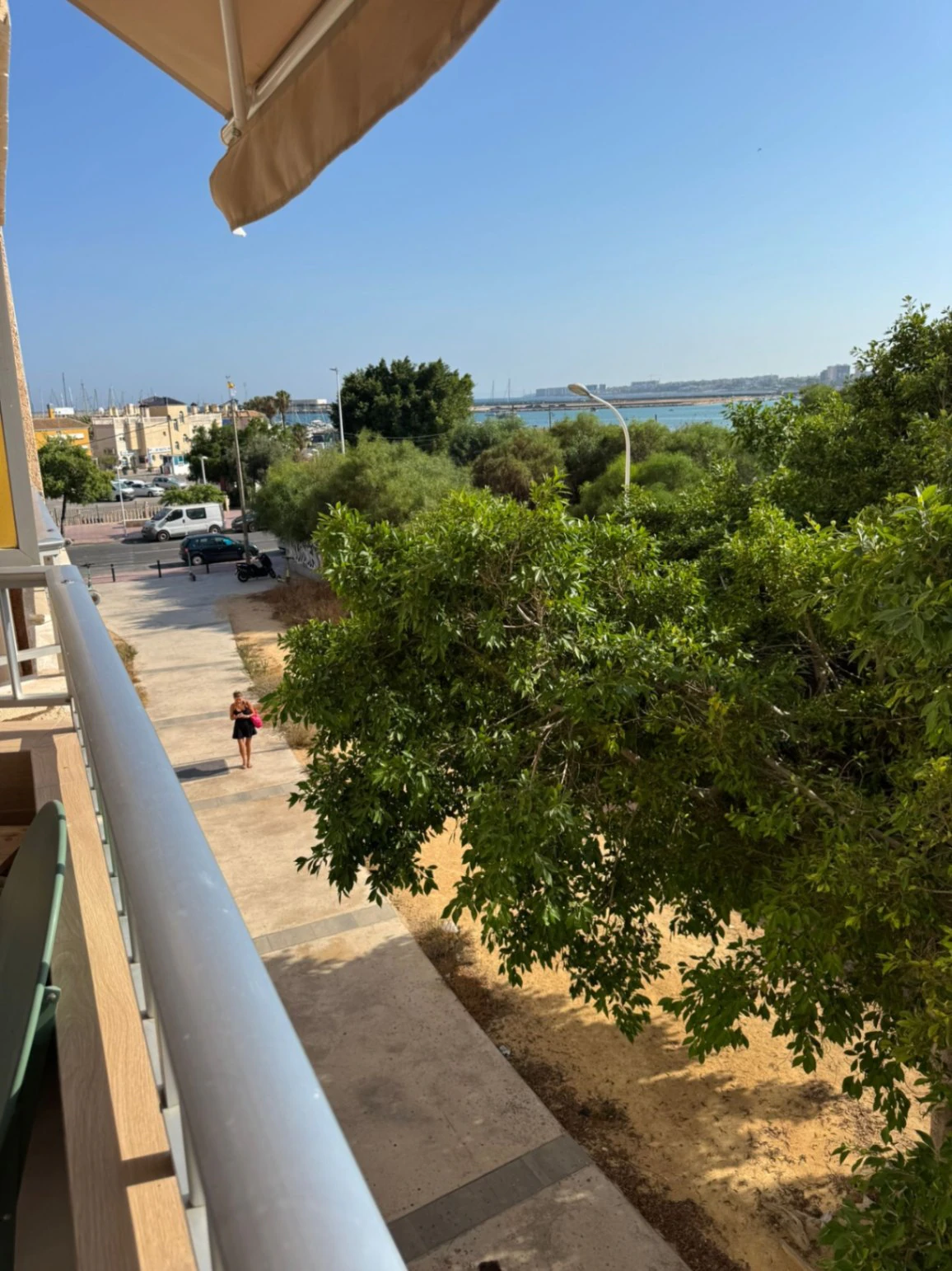 Nowoczesne mieszkanie z widokiem na morze w Torrevieja