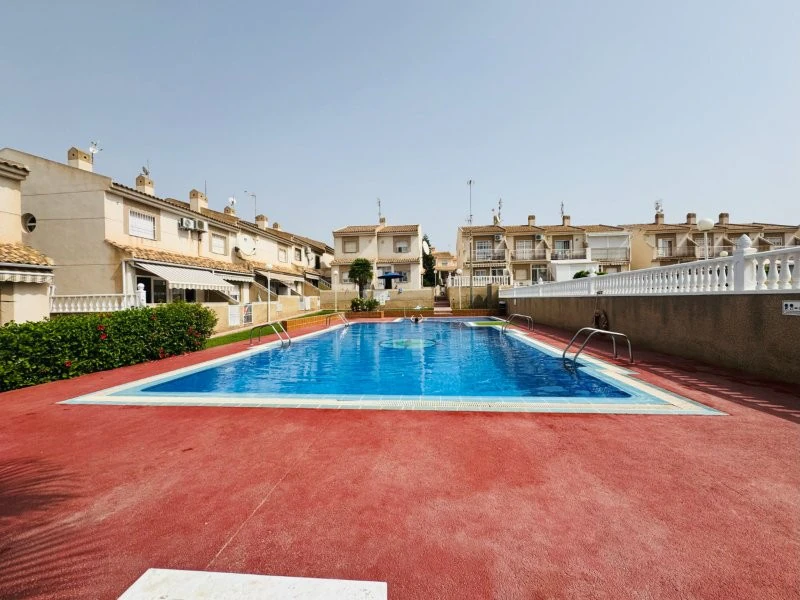 Sprzedaż. Duplex w Torrevieja