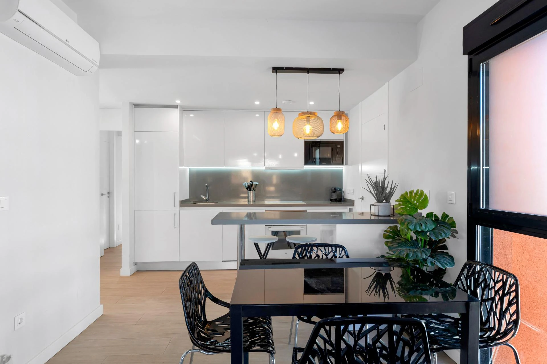 Apartament na drugim piętrze z tarasem 35 m2 – Palapagolf II