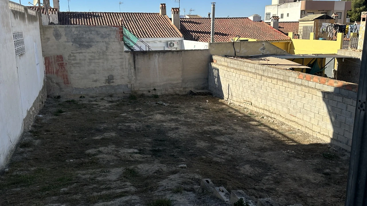 Plot na sprzedaż w Benijofar