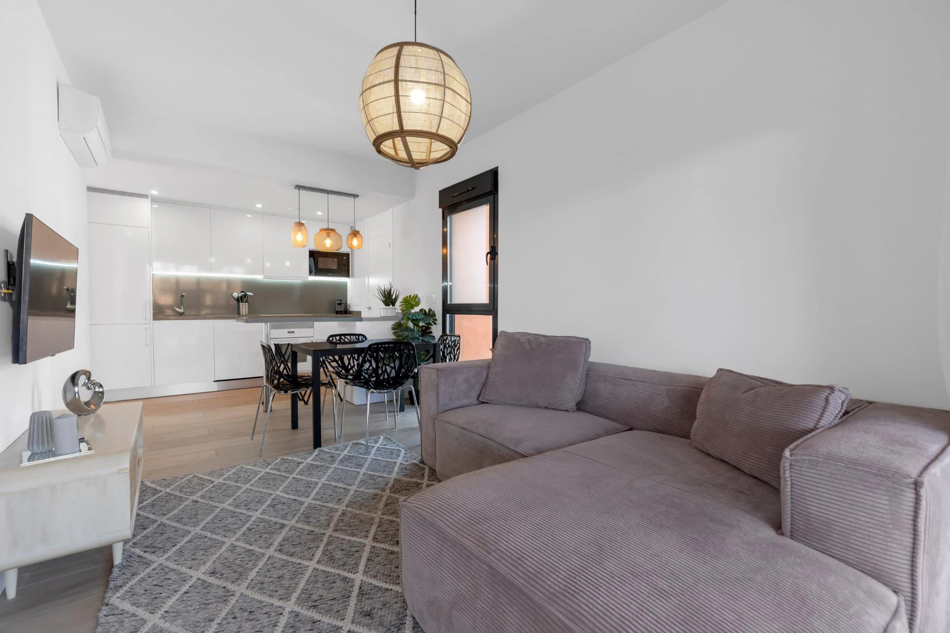 Apartament na drugim piętrze z tarasem 35 m2 – Palapagolf II