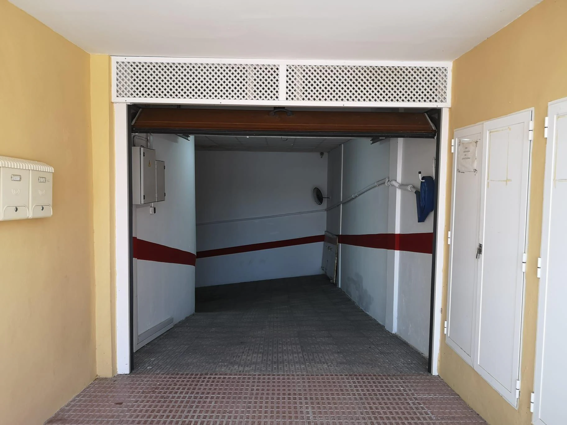 Duży dom szeregowy 200 m od plaży w Los Alcázares (Murcia) z 4 sypialniami + 2 łazienkami