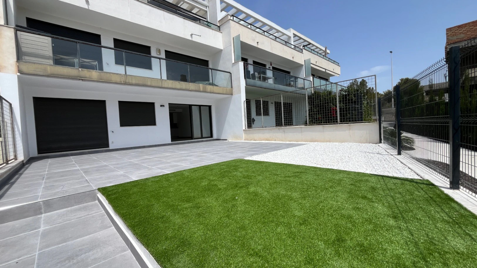 Bungalow na polu golfowym z działką 104 m