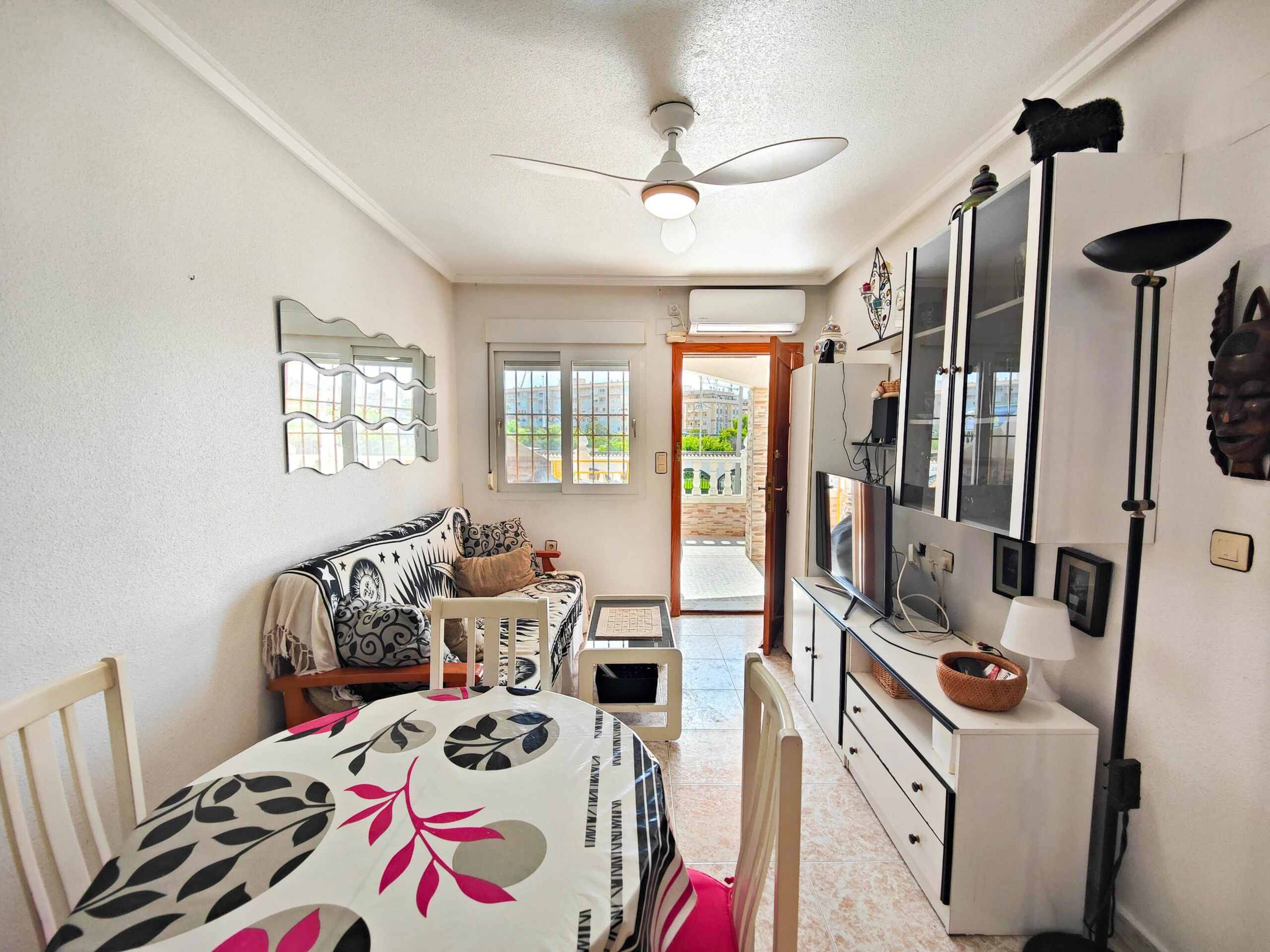 Bungalow na sprzedaż w Torrevieja