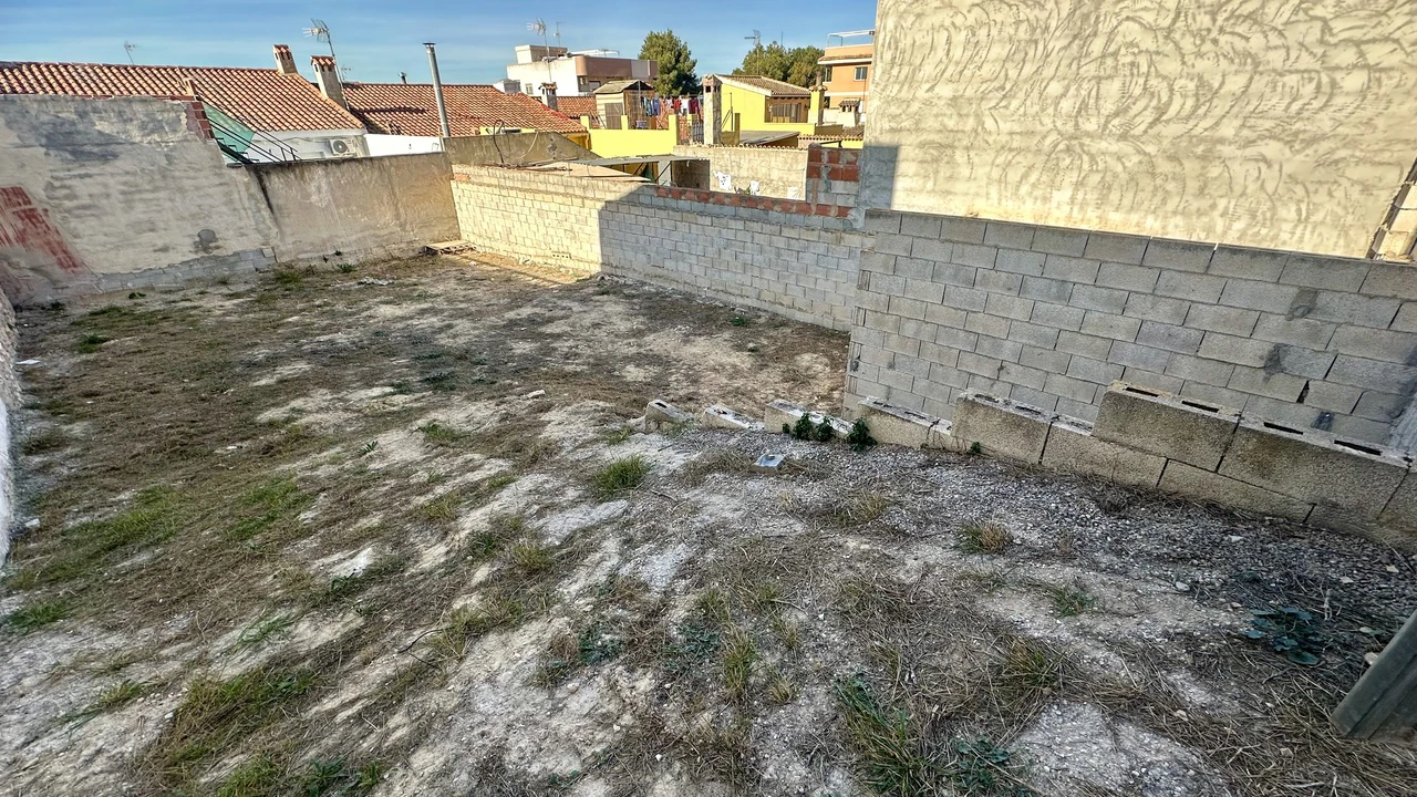 Plot na sprzedaż w Benijofar