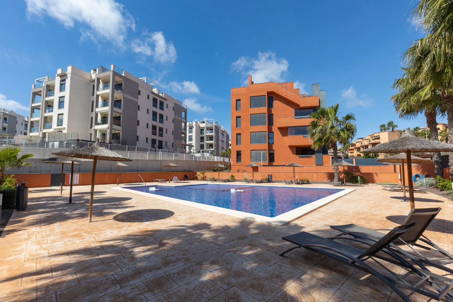 Apartament na drugim piętrze z tarasem 35 m2 – Palapagolf II