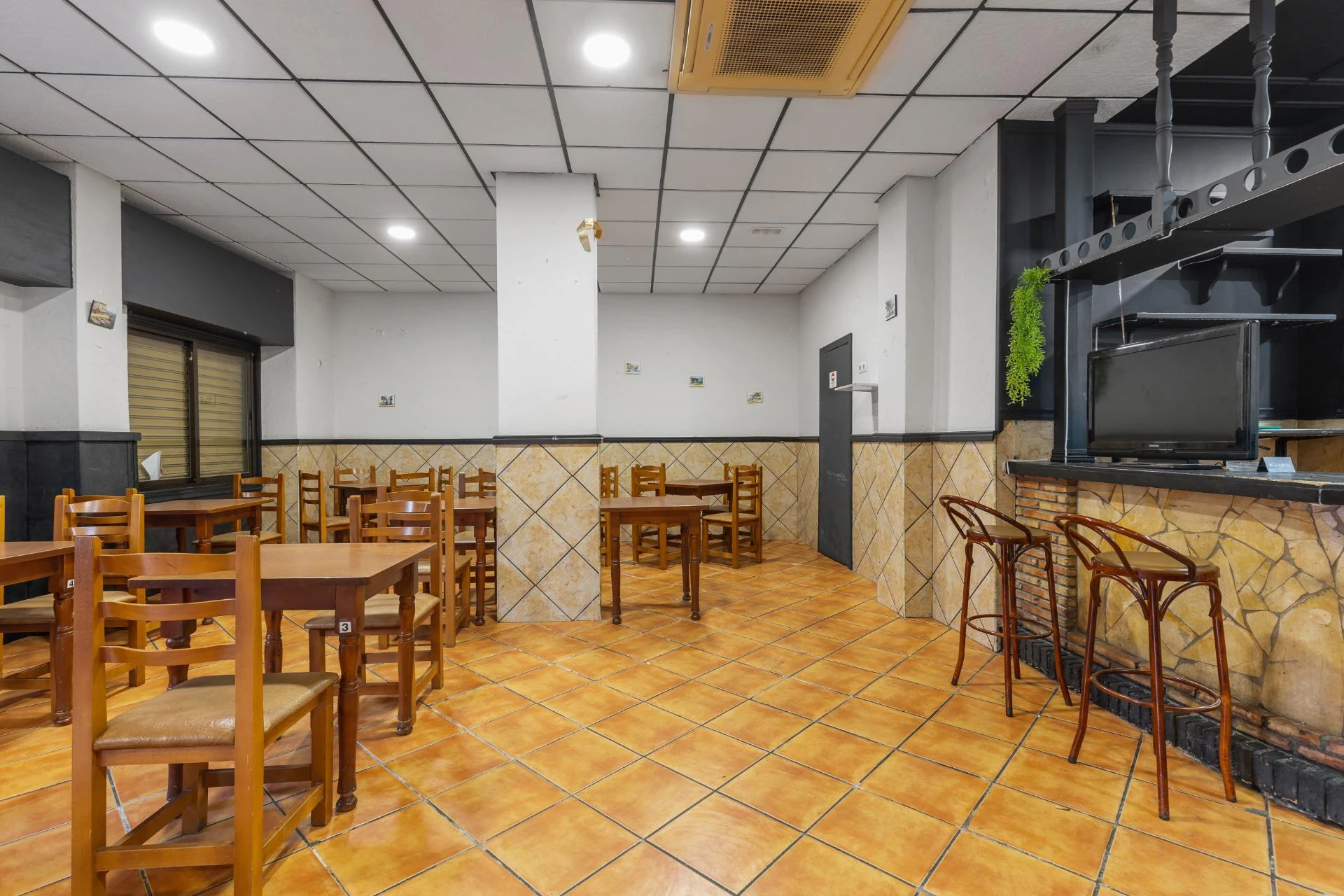 Lokale użytkowe na sprzedaż w Torrevieja