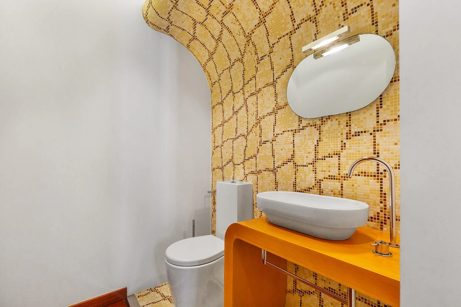 Very special homes with spectacular views