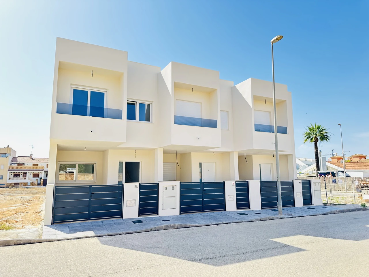 Villa for sale in Pilar De La Horadada