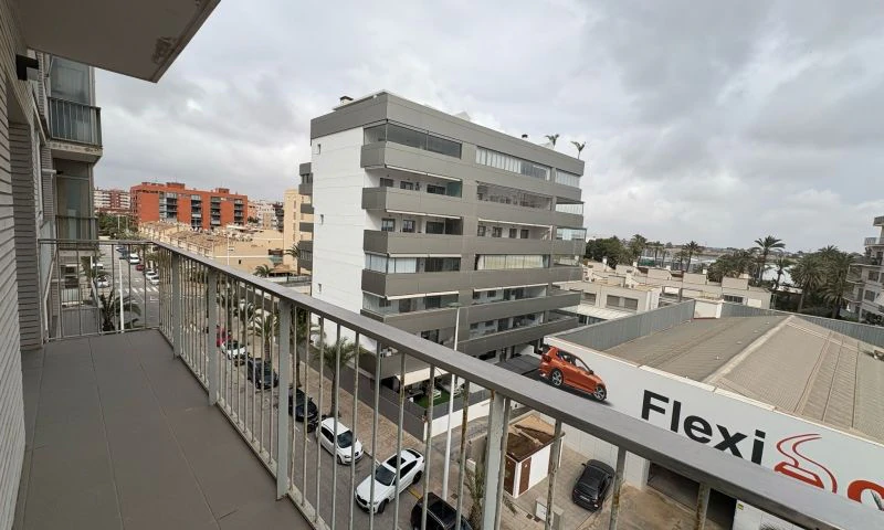 Sprzedaż. Apartament w Elche