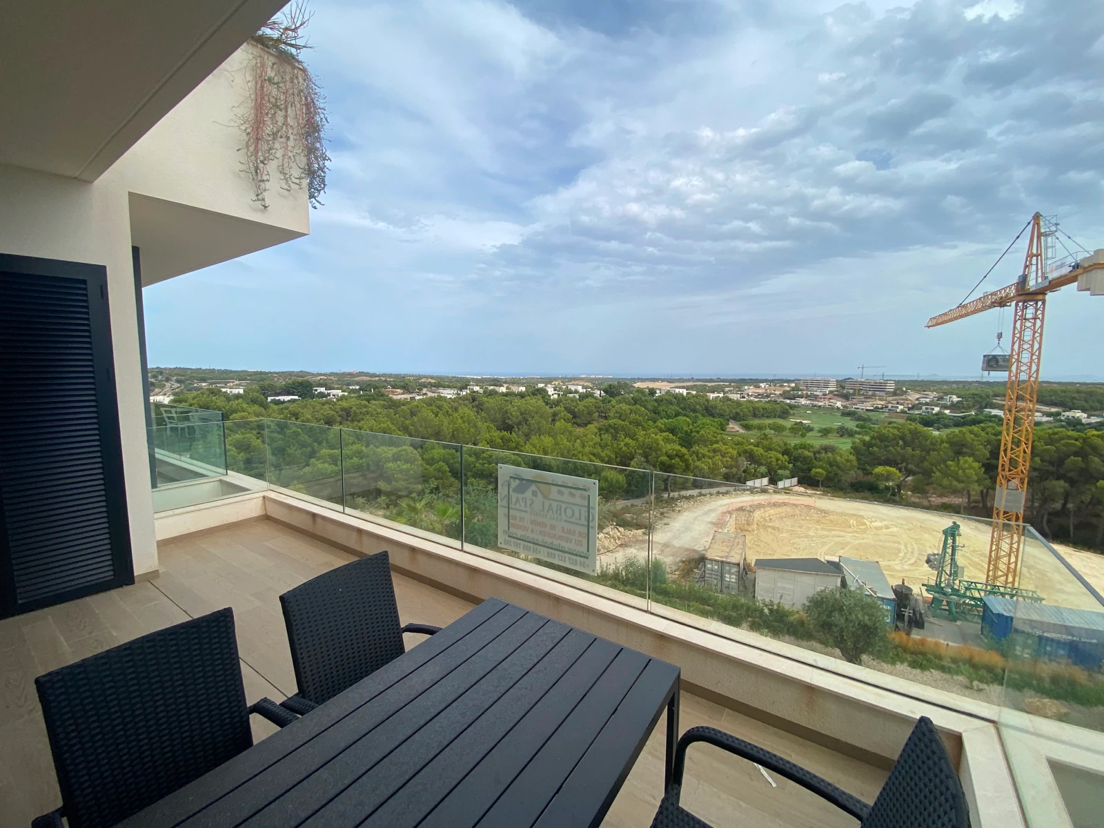 Sprzedaż. Apartament w Las Colinas