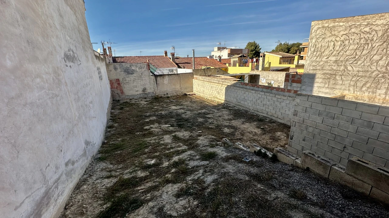 Plot na sprzedaż w Benijofar