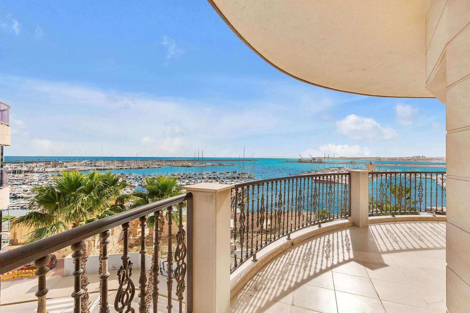 Very special homes with spectacular views