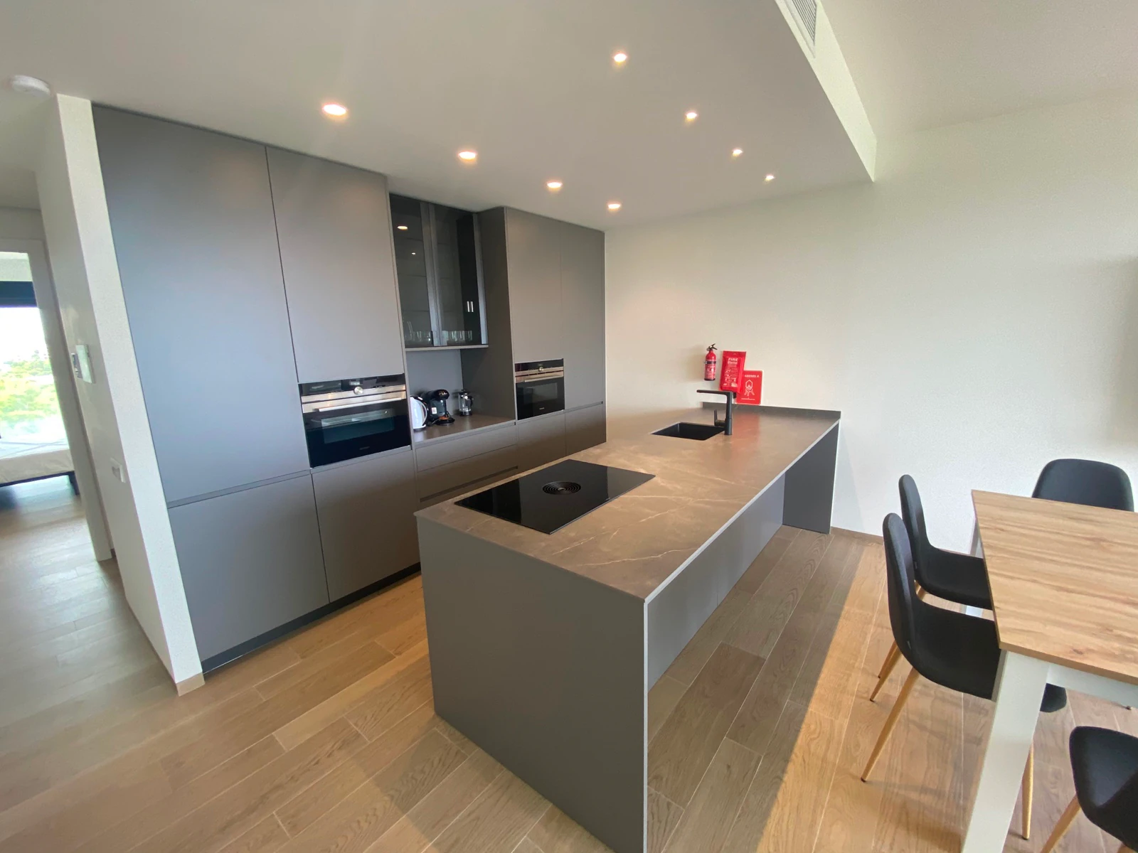 Sprzedaż. Apartament w Las Colinas