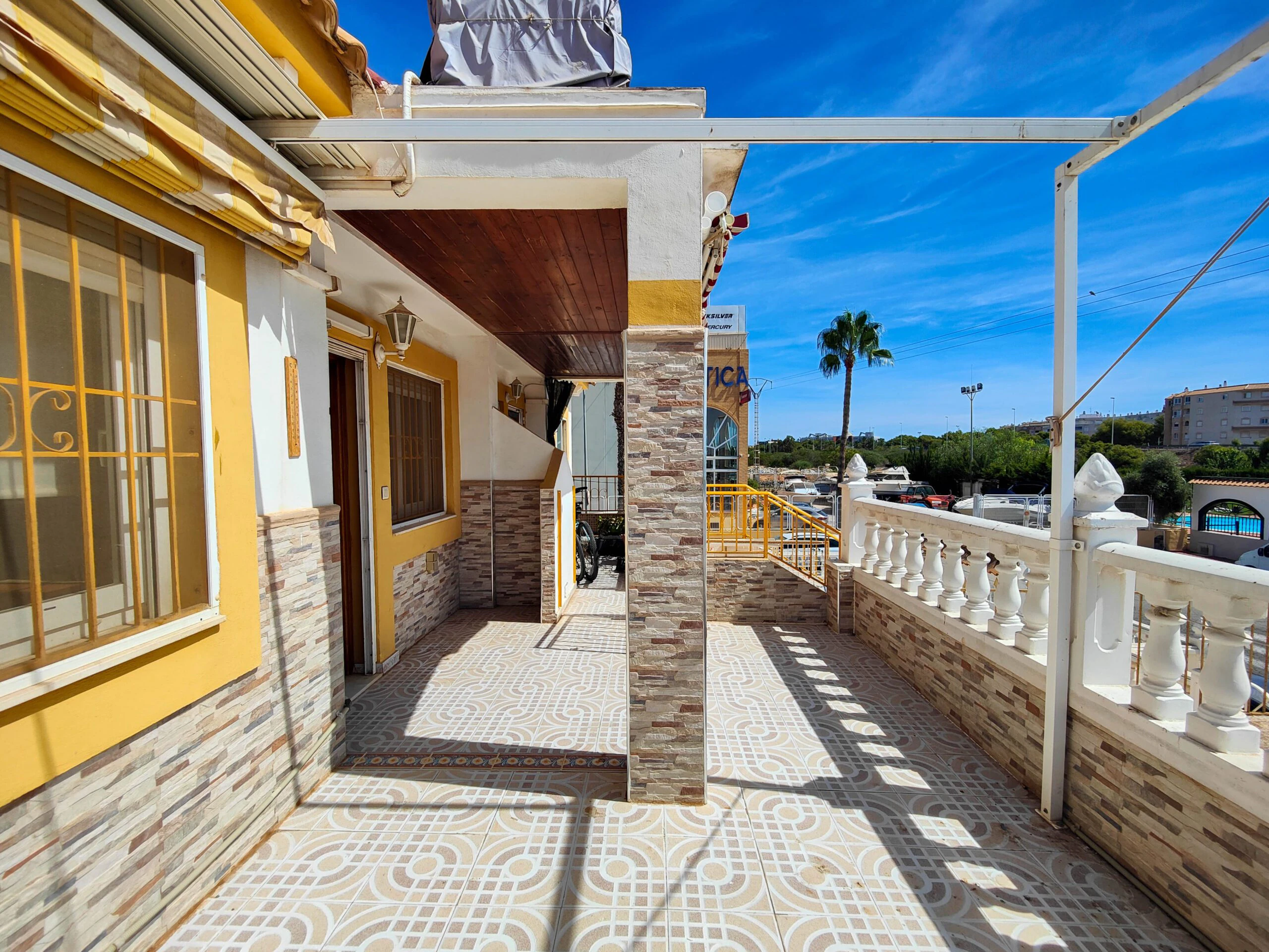 Bungalow na sprzedaż w Torrevieja