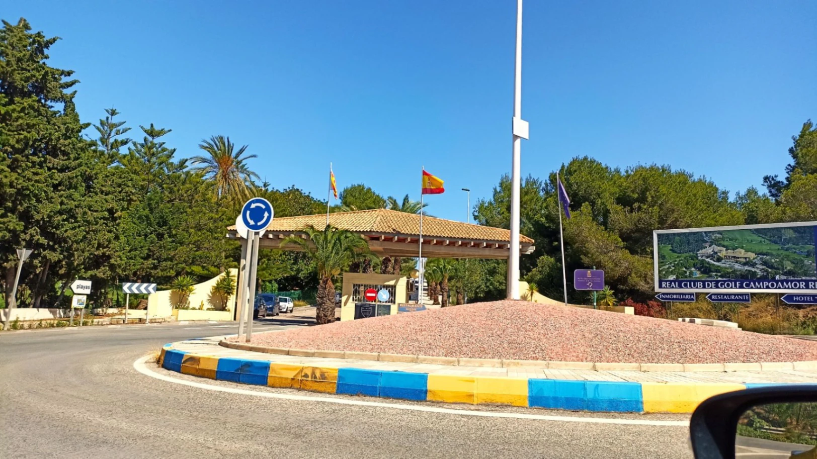 Bungalow na polu golfowym z działką 104 m