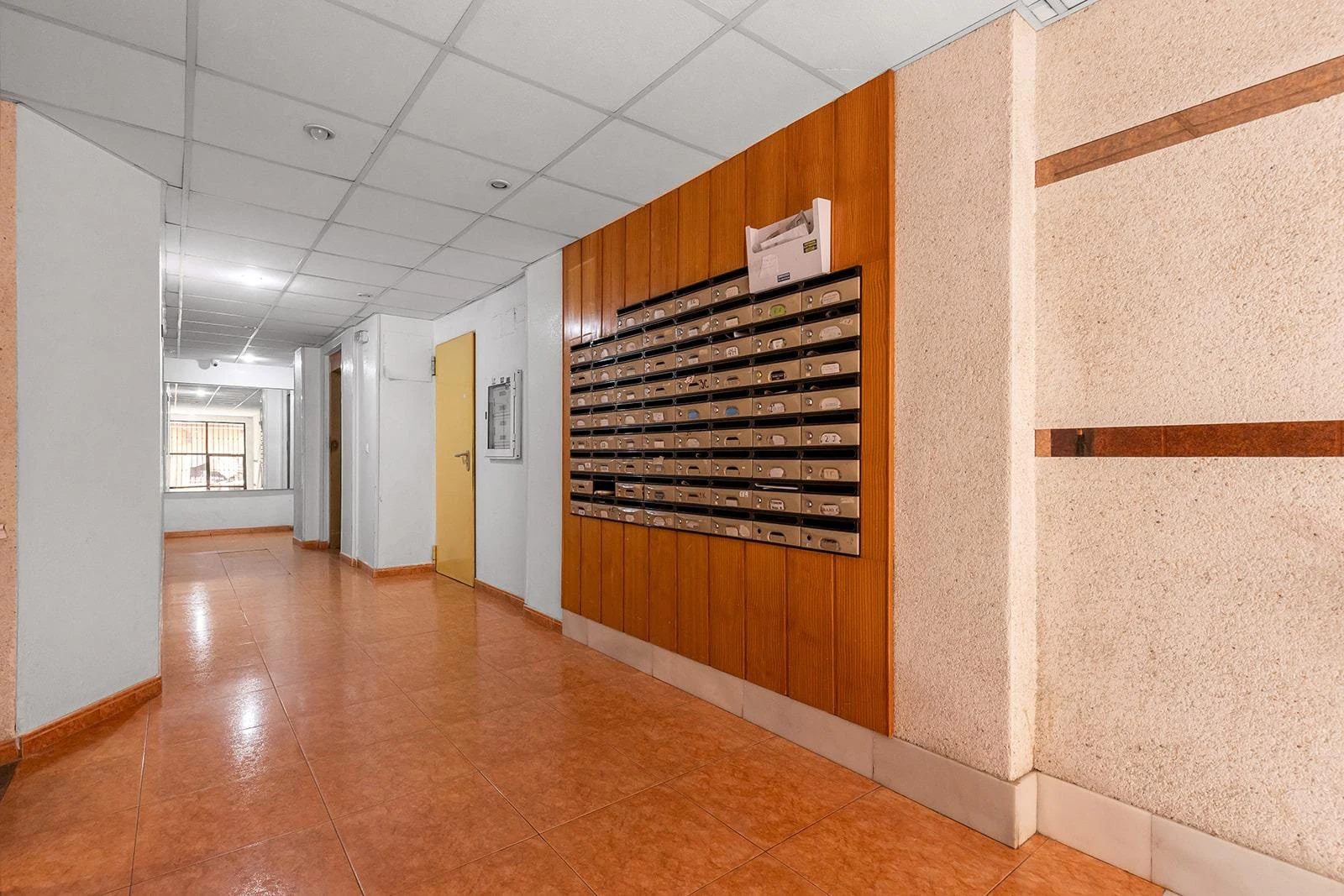 SOUTH Opportunity with 3 bedrooms and 2 bathrooms