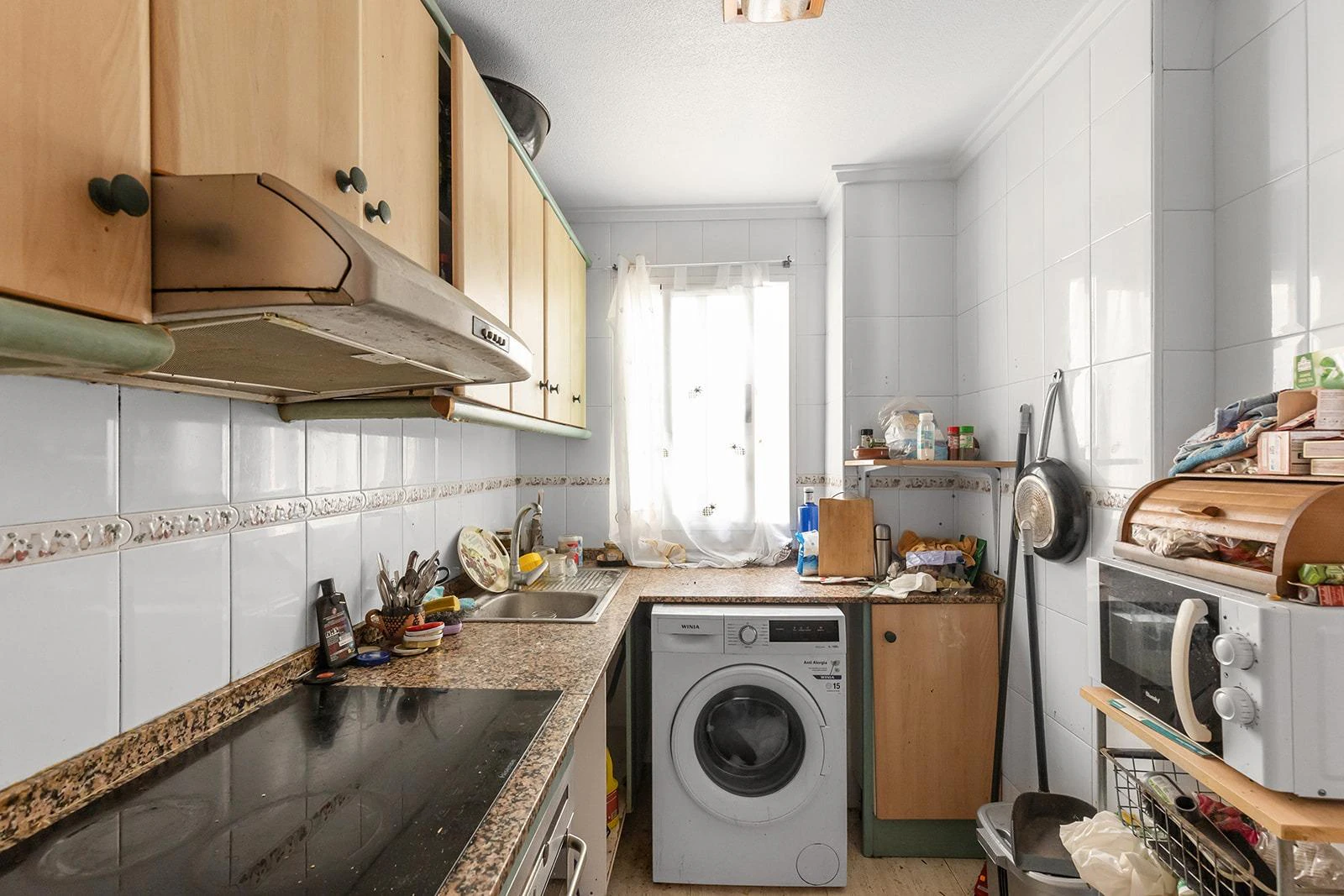 SOUTH Opportunity with 3 bedrooms and 2 bathrooms